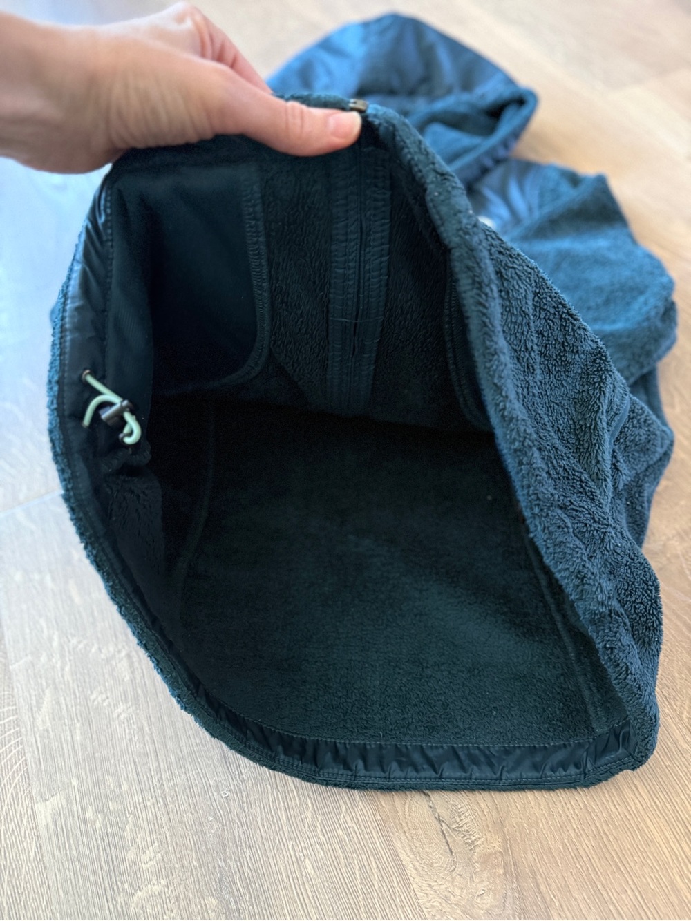 The North Face Women’s Teal Hooded Teddy Fleece Jacket - Picture 7 of 7
